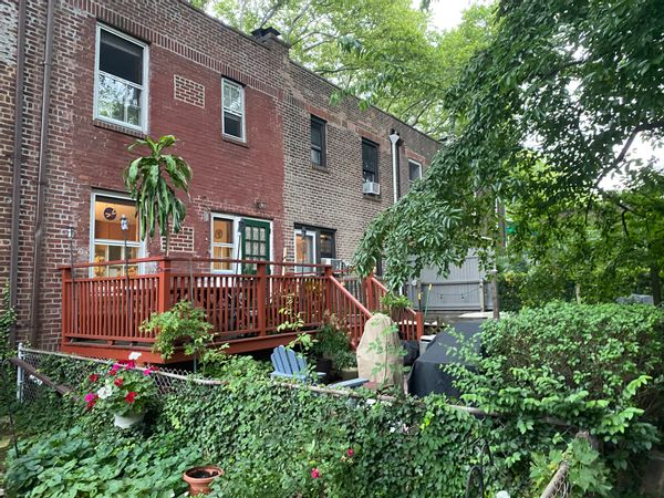 Unique Cozy NYC Home in Historic Sunnyside Gardens, Minutes to Manhattan