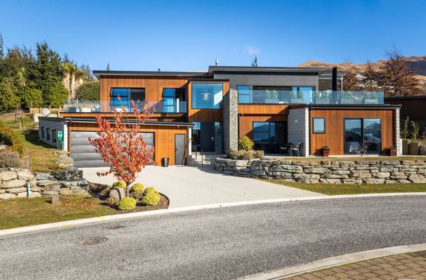 Casa di Sarah and Brett