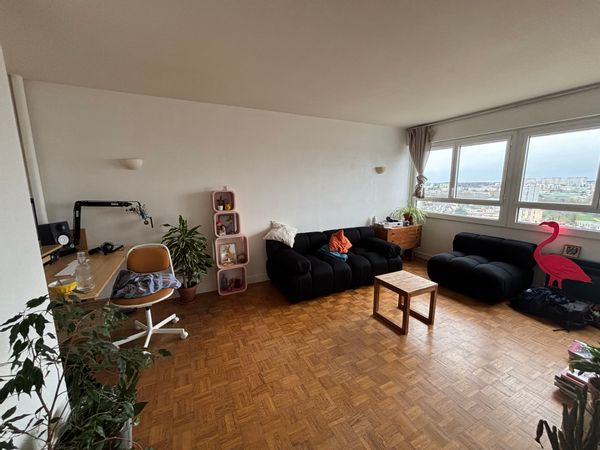 La maison de Etienne est super