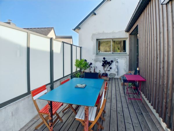 maison dans petit bourg