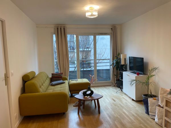 Très bel appartement de 35m2, situé au coeur de Pantin et au bord du Canal de l'Ourc