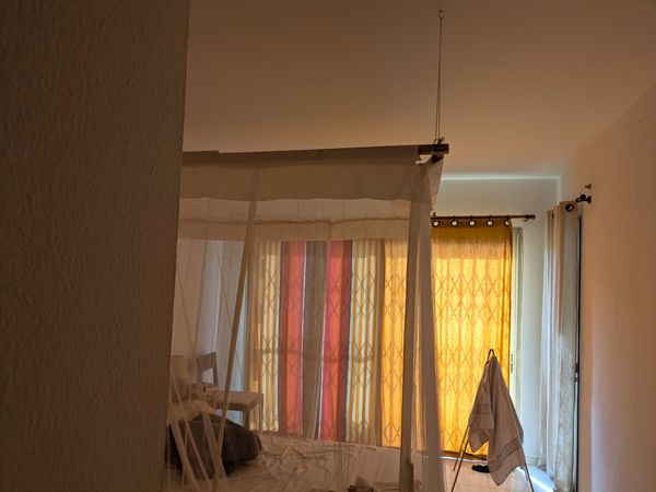 Alis hus