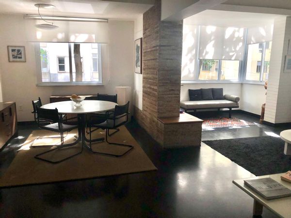 Charming apartment just steps from Leme Beach