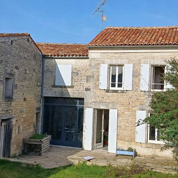 CECILEs hus