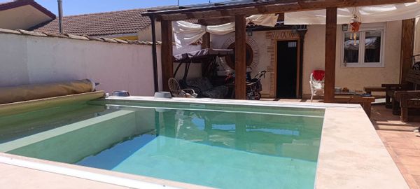 ALEJANDRA Y DAVIDs hus