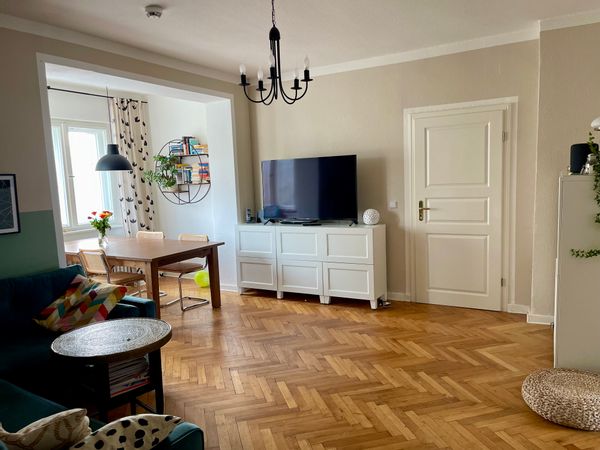 Annis private room:  Cosy „Altbau“ at Treptower Park and River Spree