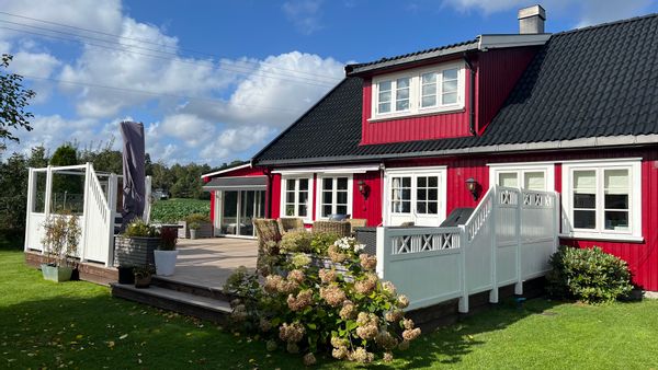 Family house with garden, terrace and winter garden on lovely Nøtterøy, close to Tønsberg