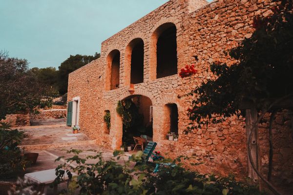 Finca traditionnelle au coeur d'une zone naturelle protégée à Ibiza. 20 minutes des plages