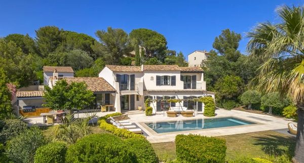 CHRIS AND KATE HOUSE’S