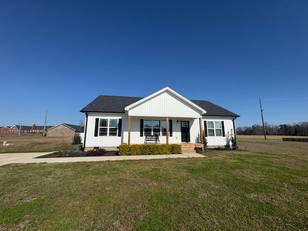 Open sky country home