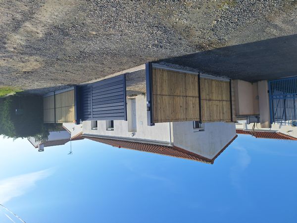 Maison 5 mn à pied bord de mer sur la côte de Jade