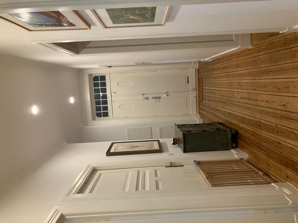 Spacious family-friendly Berlin altbau near Victory Tower, Tiergarten & Spree