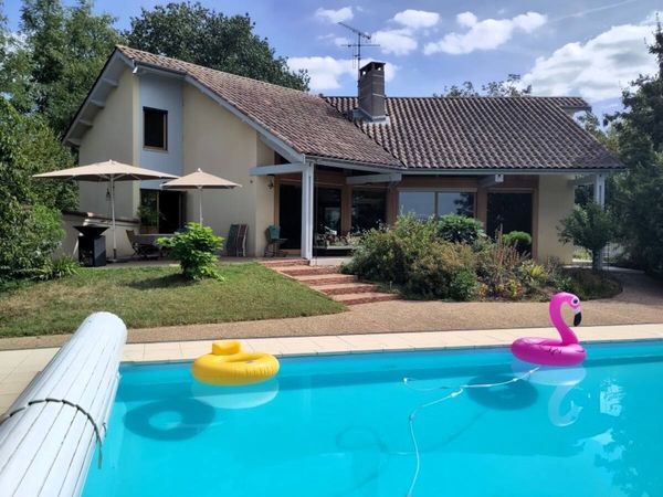 Chambre privée chez Frédérique et Norbert avec petit-déjeuner compris