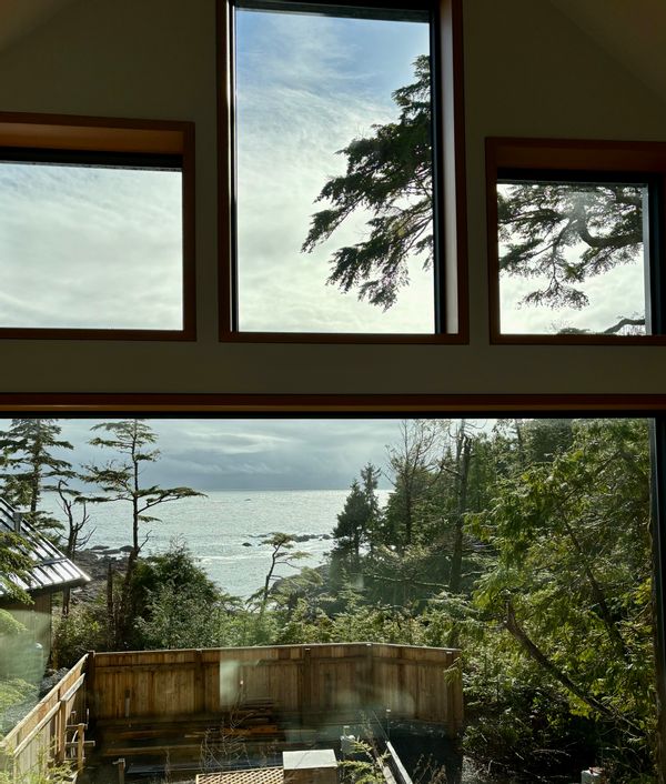 Ocean view upscale cabin