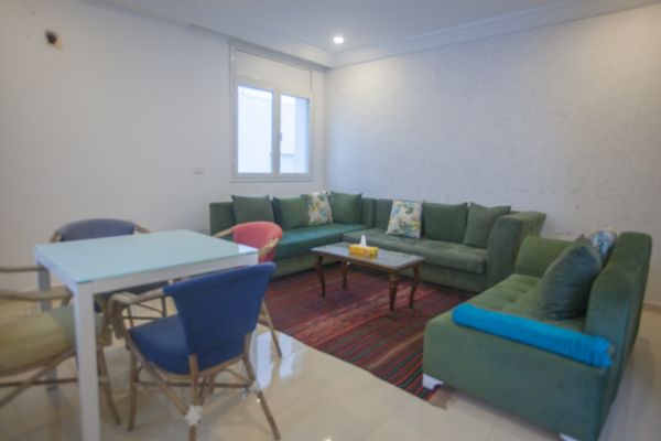 Gammarth village: Agréabke  étage de villa indépendant.