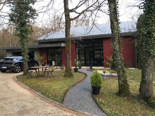 Maison d'architecte de 180 m2, aux abords de Dijon du du vignoble Bourguignon.