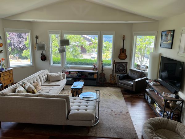 Quiet Gorge Retreat: Minutes to Post Canyon & Columbia River