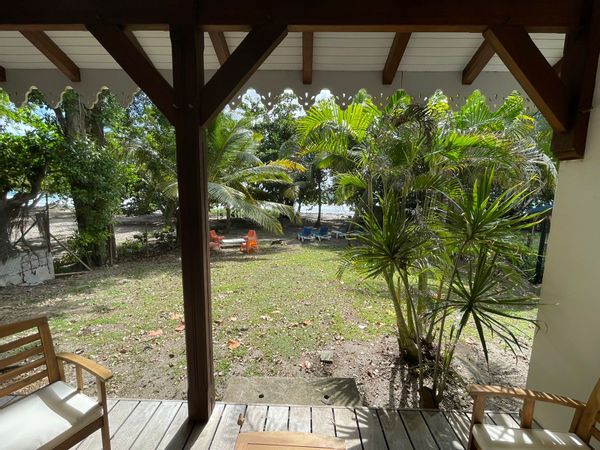 Appartement 2 chambres directement sur la plage du Diamant