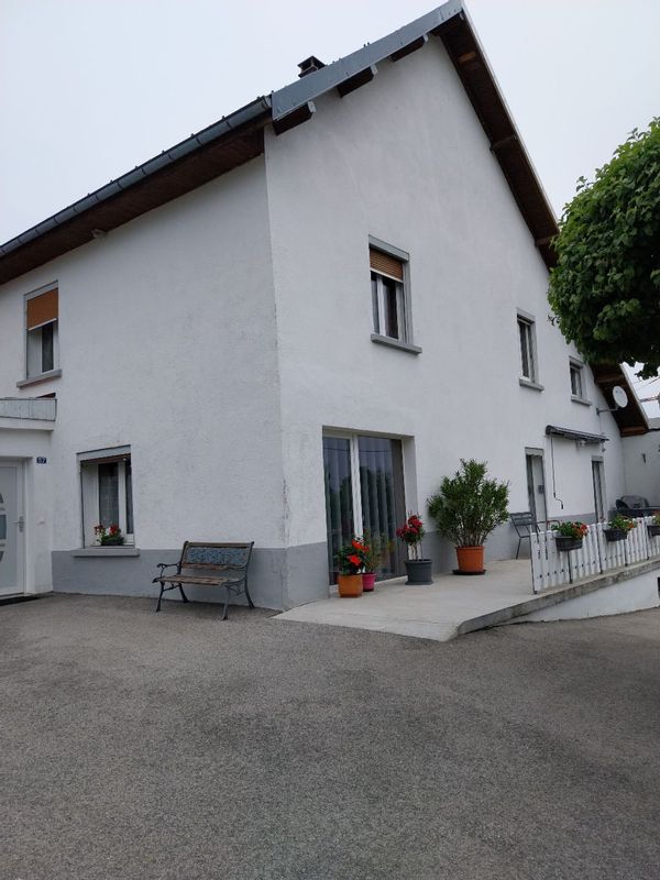 Nicole et Joëlina kuća