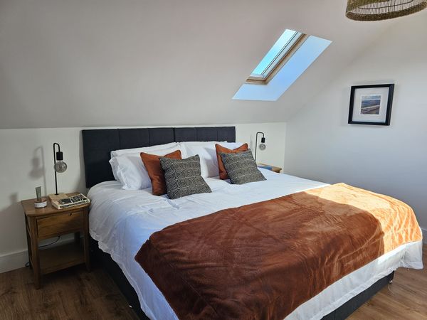 Seabreeze is a private modern 3 bedroom family home in the coastal village of Rosslare.