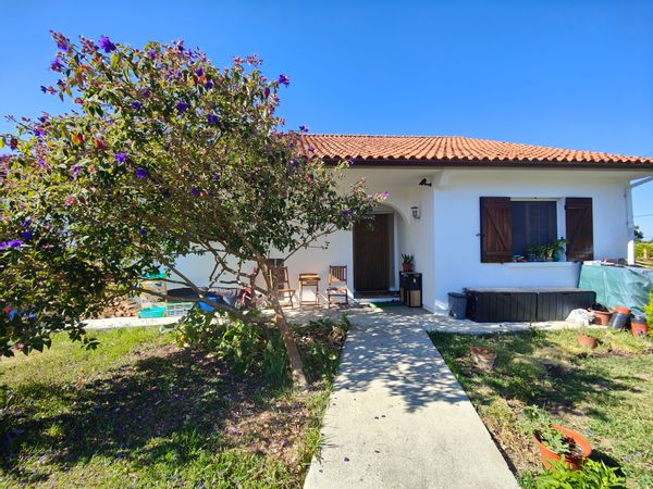 Family-friendly home at lush Portuguese coast