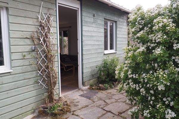 Delphine's house