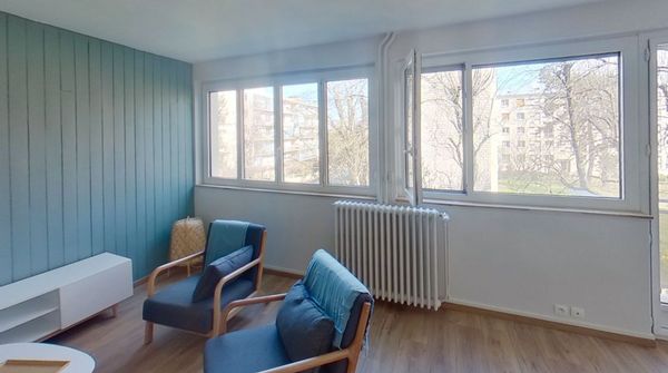 La Maison de Nicolas, dans un environnement calme et arboré