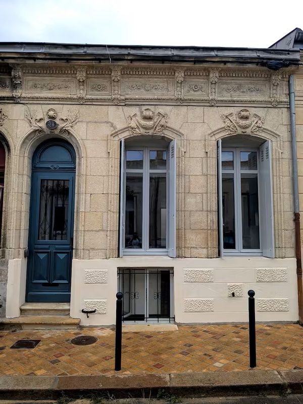 Maison typique bordelaise · calme · Proche centre