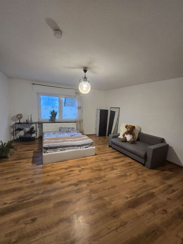 Moula guest room