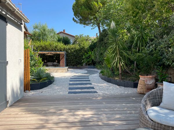 Maison avec piscine et jardin méditerranéen à Montpellier - ambiance balinaise
