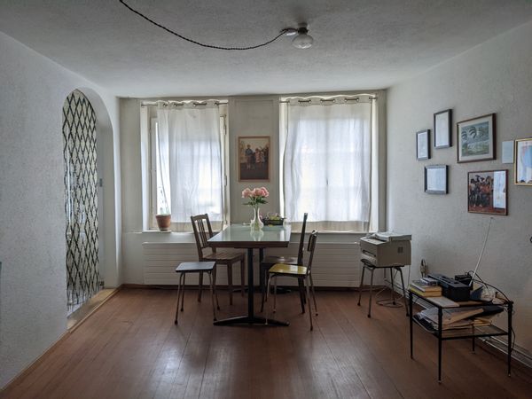 Cosy apartment in a 14th century building in the old town of Zurich.
