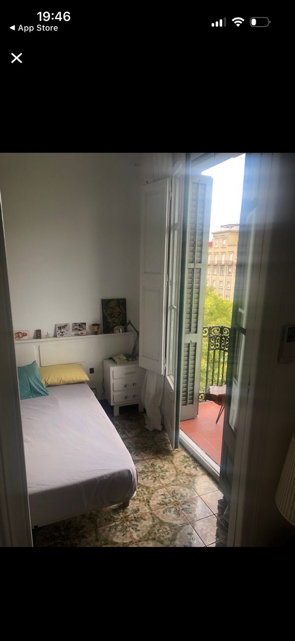 Habitación privada en barrio familiar y céntrico