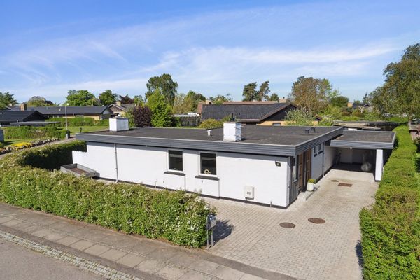 Dans hus