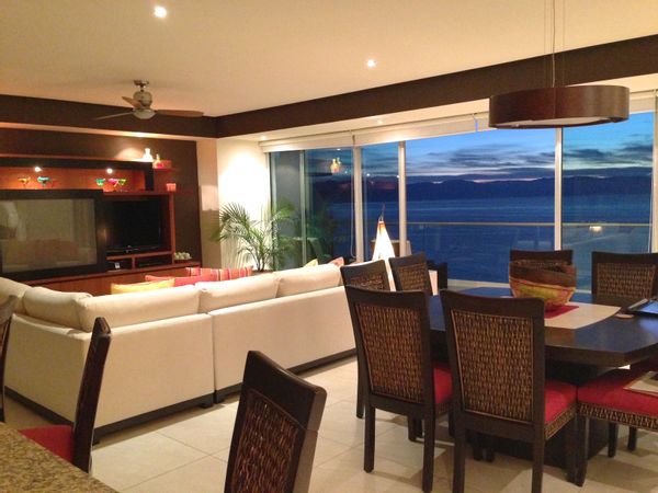 5 StarLuxury Oceanfront Condo in Puerto Vallarta
