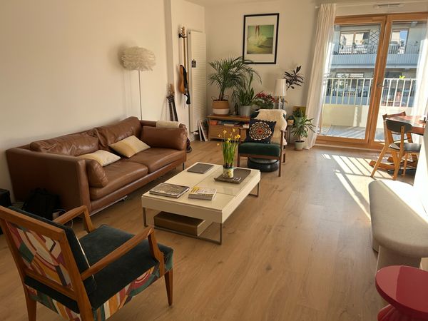 Duplex dans résidence récente au pied du métro Robespierre