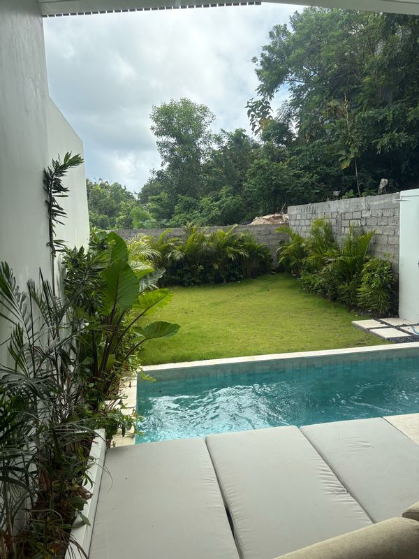 Modern Bali Uluwatu Villa with Pool, Rooftop Sunset Deck & Walk to Padang Padang Beach