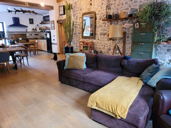 La maison de Alice et Simon, en bord de riviere