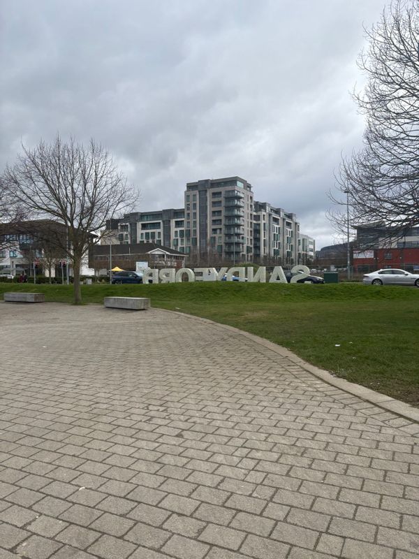 Mike's house is a bright city apartment, open plan combining kitchen and living room and 2 bathrooms