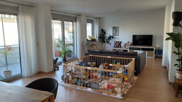 Coraline‘s sweet home in the vibrant heart of Düsseldorf old town