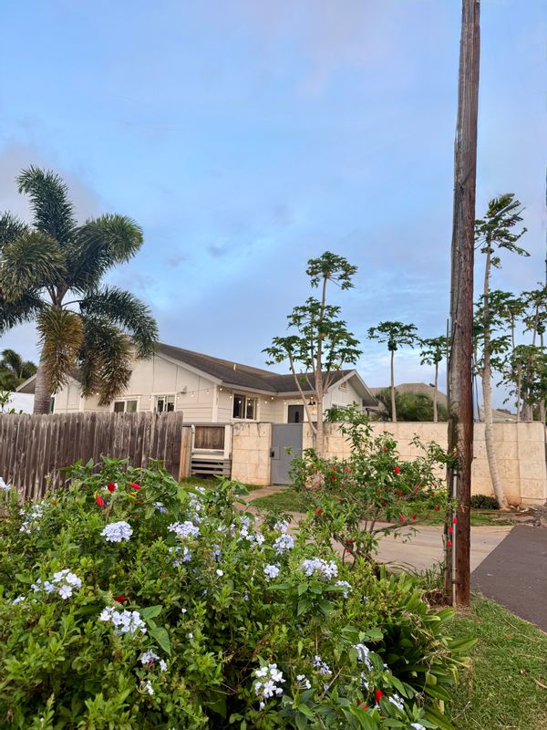 Simay's Maui Beach House