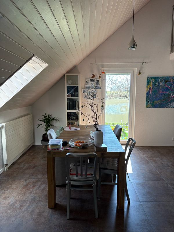 Ruhige, moderne Duplex-Wohnung auf dem Land 15 Minuten von Lausanne