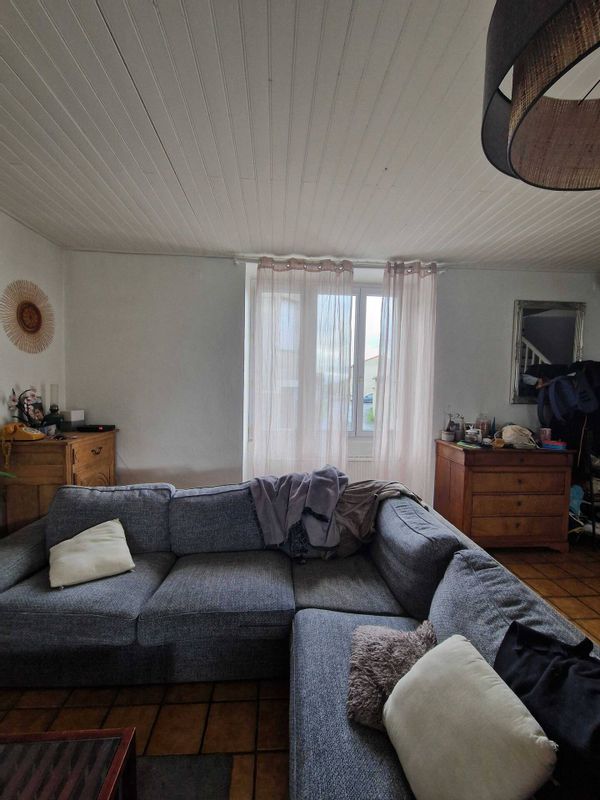 Belle maison rénovée avec jardin clos et piscine privé, sans vis à vis et proche Puy du Fou 20km