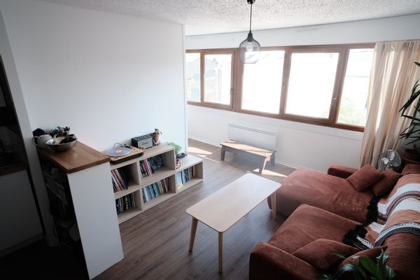 T1 bis Cosy, moderne et Lumineux au Dernier Étage – Emplacement Idéal Bordeaux Centre / Victoire