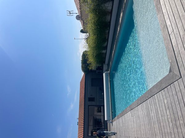 La maison de Mélanie au coeur d'un village balnéaire, avec piscine, pergola et grande terrasse
