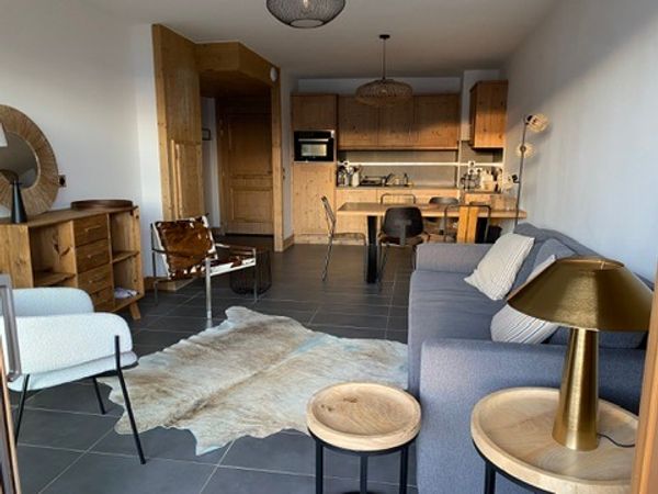 Appartement à la montagne, récent, cosy et tout confort, situé à 5mm à pied de Vallandry