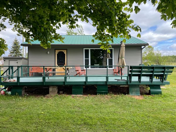 La maison de Noel and Katie