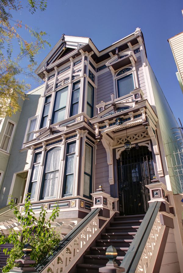 Private room in a historic Victorian home in the Mission