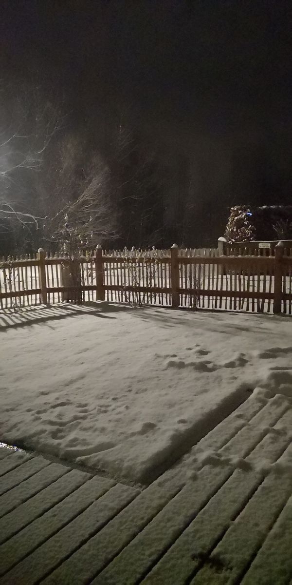 Charmante, kleine Doppelhaushälfte zwischen Fluß und Berg.