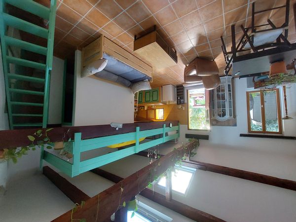 Maisonnette avec jardin, oasis en centre-ville