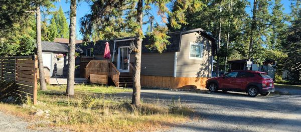 Bright nature cozy home nearby a lake in Quebec's Countryside (1h north away from Montreal)